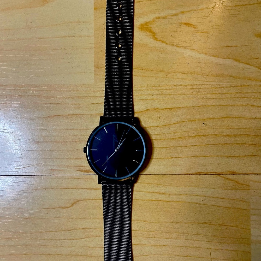 Mens Watch - Picture 2 of 2